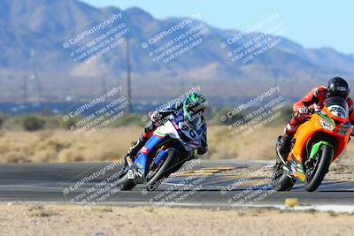 media/Jan-12-2025-CVMA (Sun) [[be1d2b16e3]]/Race 2-Supersport Middleweight/